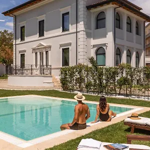 Livia Valeria Palace Rome