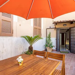 Casa Gianni 5 Stelle With Garden Apartment