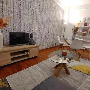 A Ristrutturato Apartment